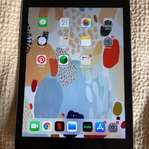 iPad! - Picture 3 of 3